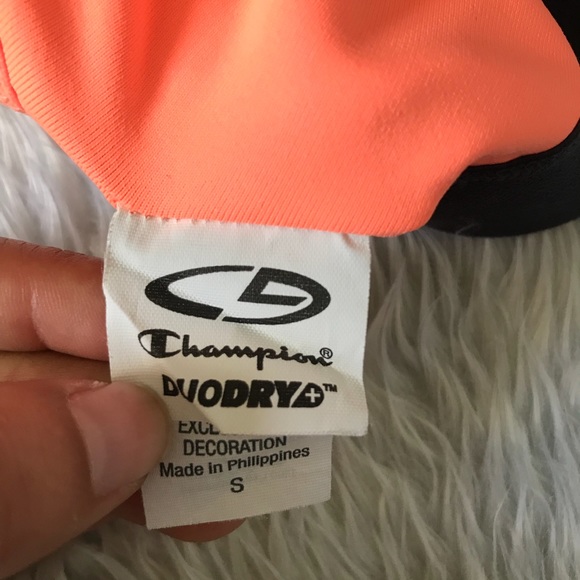 🌵Champion : Black Shorts and Sport Compressor Bra - Picture 4 of 7